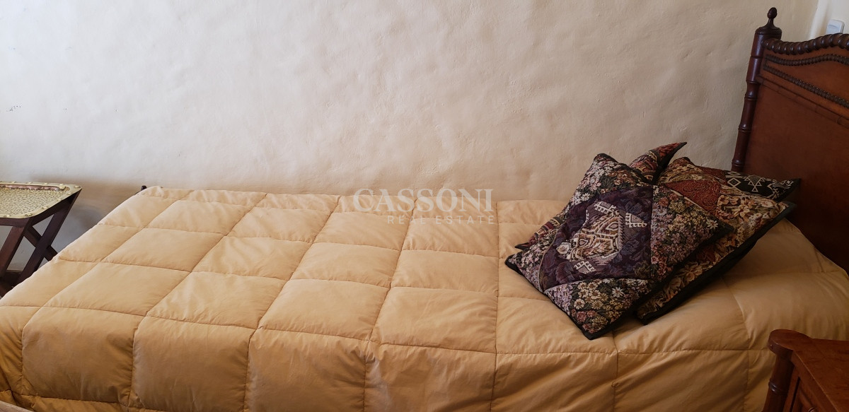Apartamento ID.1406 - Frente a Puerto, Amplio Piso, Estilo Casa Clásica Esteña 