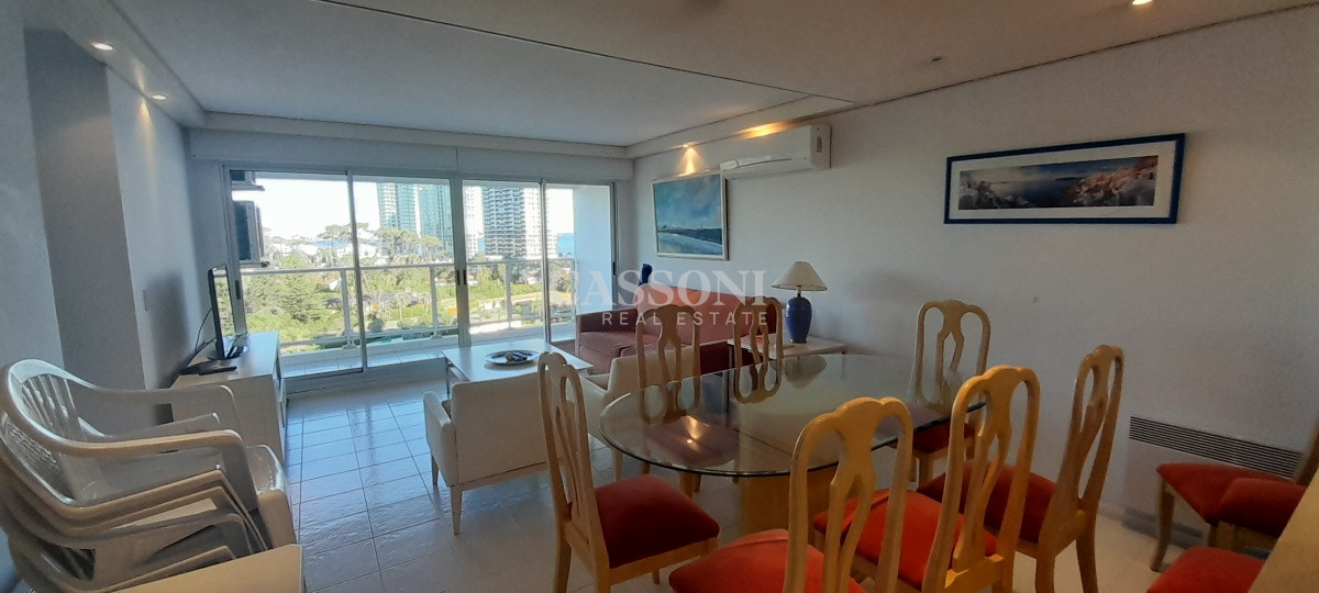 Apartamento ID.403 - Espacioso de 3 Dormitorios 