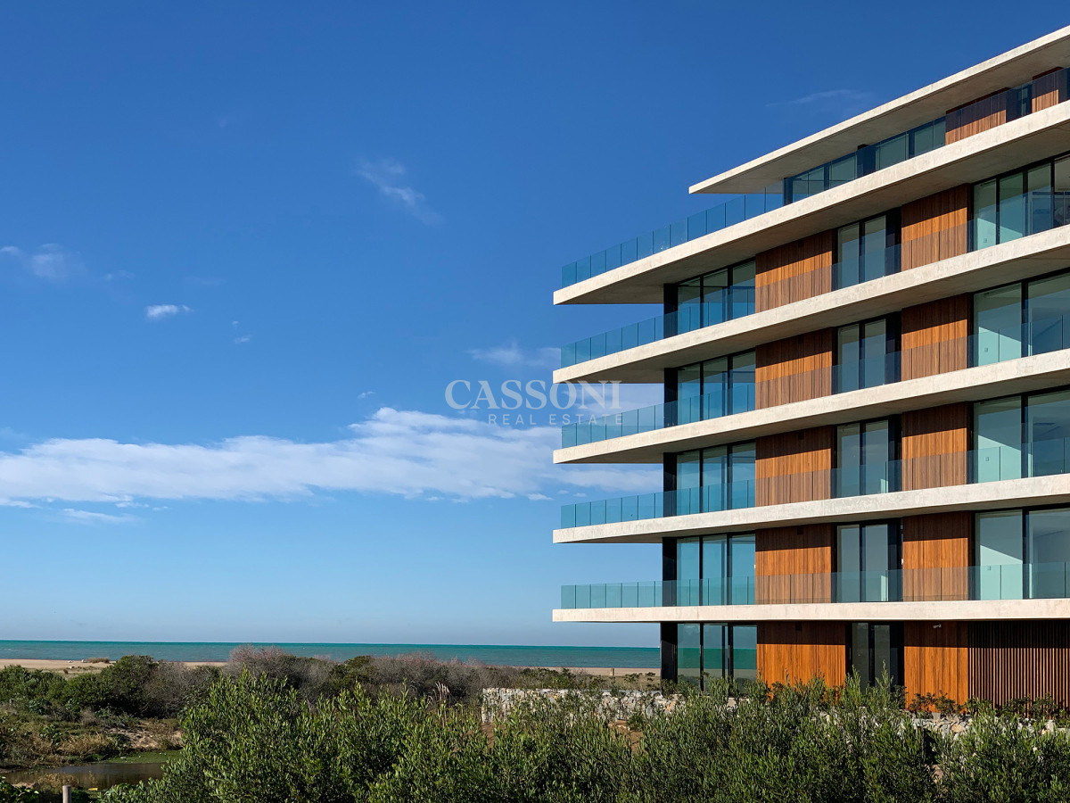 Apartamento ID.4893 - The Colette | Lujo frente al mar en su máxima expresión 