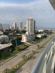Venta o alquiler de apartamento 3 dormitorios