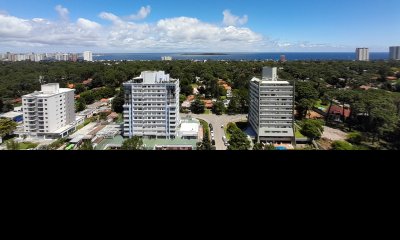 Venta, Apartamento en Torre Moderna, 3 Dormitorios