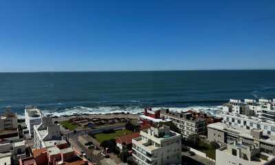 EN VENTA PRECIOSO APTO DE 3 DORMITORIOS Y 3 BAÑOS. EDIFICIO VAN GOGH