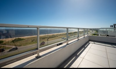 Venta Apartamento Penthouse, Frente al mar