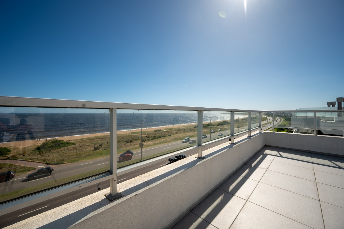 Venta Apartamento Penthouse, Frente al mar 