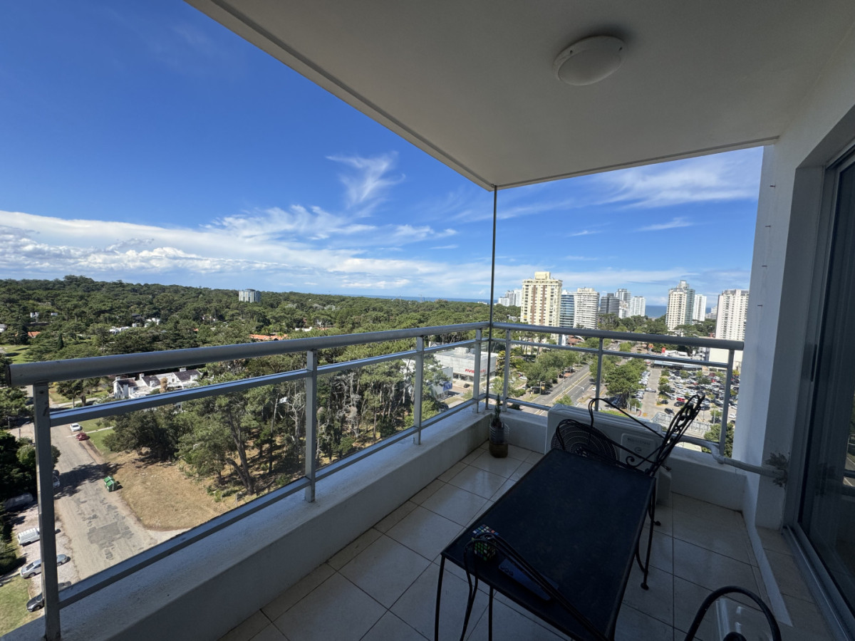 Torre Amadeus 3 Dormitorios Roosevelt