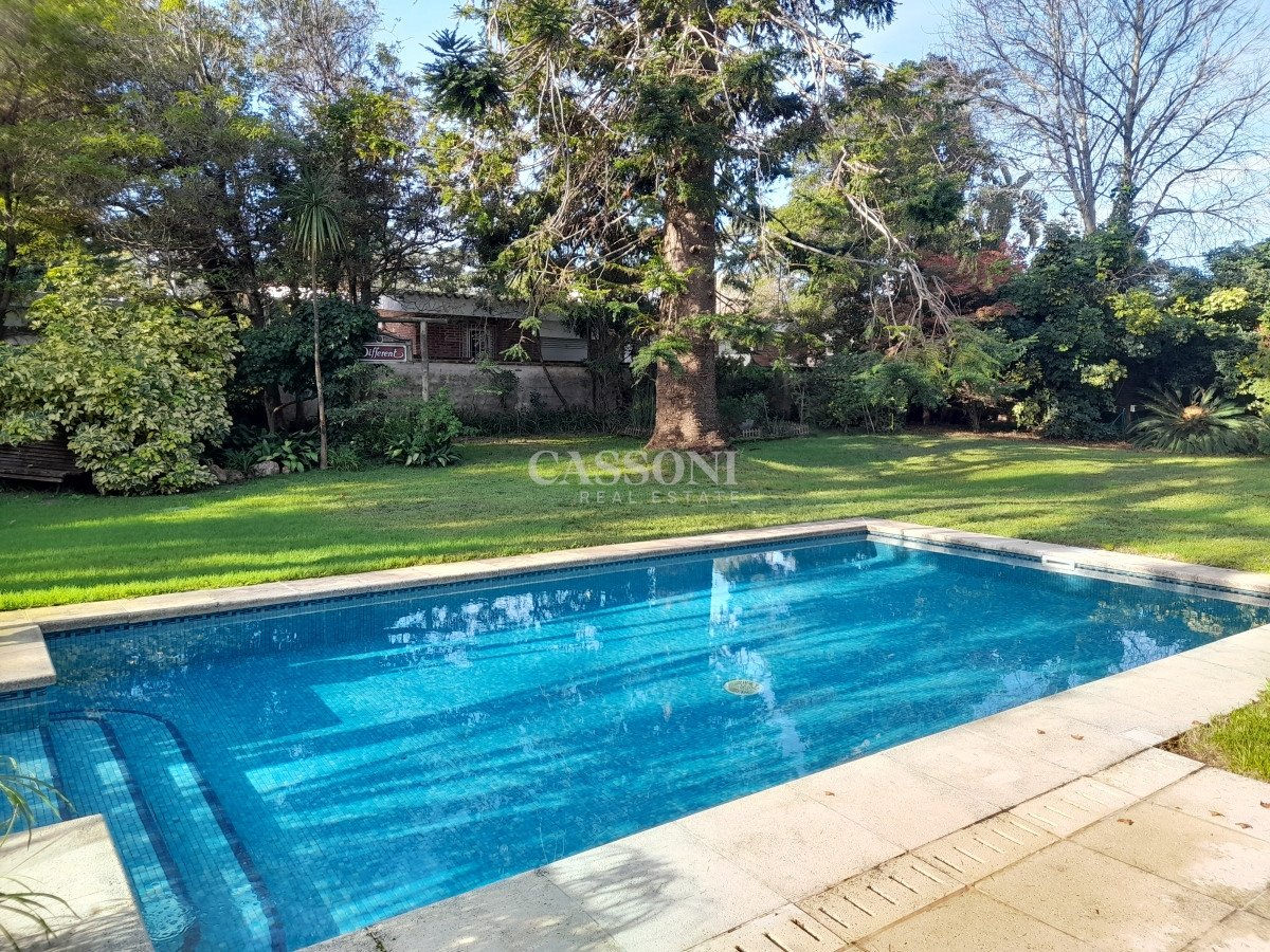 Casa ID.1261 - Casa en Mansa, Gran terreno, Piscina climatizada, Losa radiante 