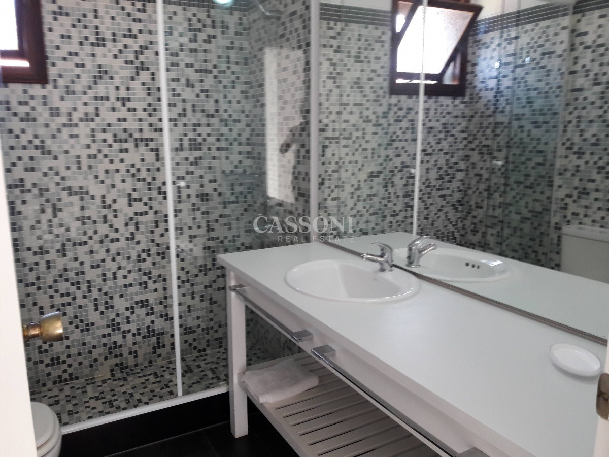 Casa ID.239 - Hermosa Casa 2 Dormitorios Barrio Privado 
