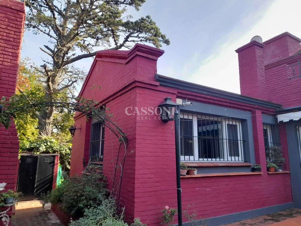 Casa ID.1261 - Casa en Mansa, Gran terreno, Piscina climatizada, Losa radiante 