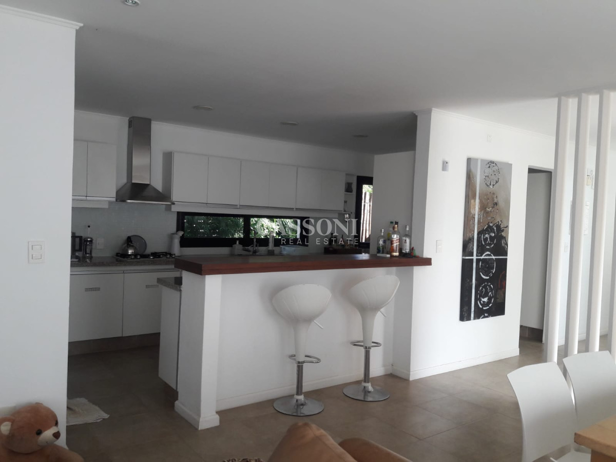 Casa ID.239 - Hermosa Casa 2 Dormitorios Barrio Privado 