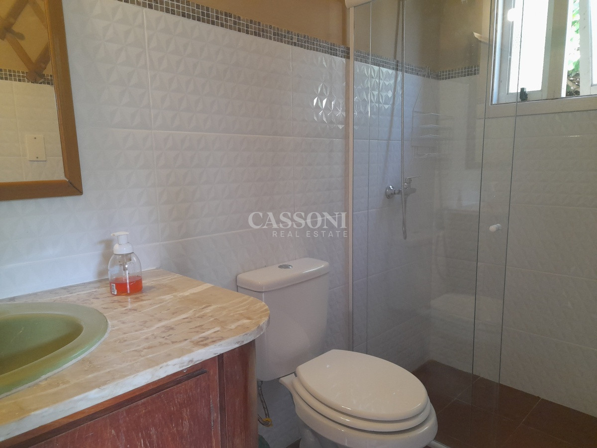 Casa ID.879 - Venta Casa de 3 Dormitorios, A pasos de Playa Brava 