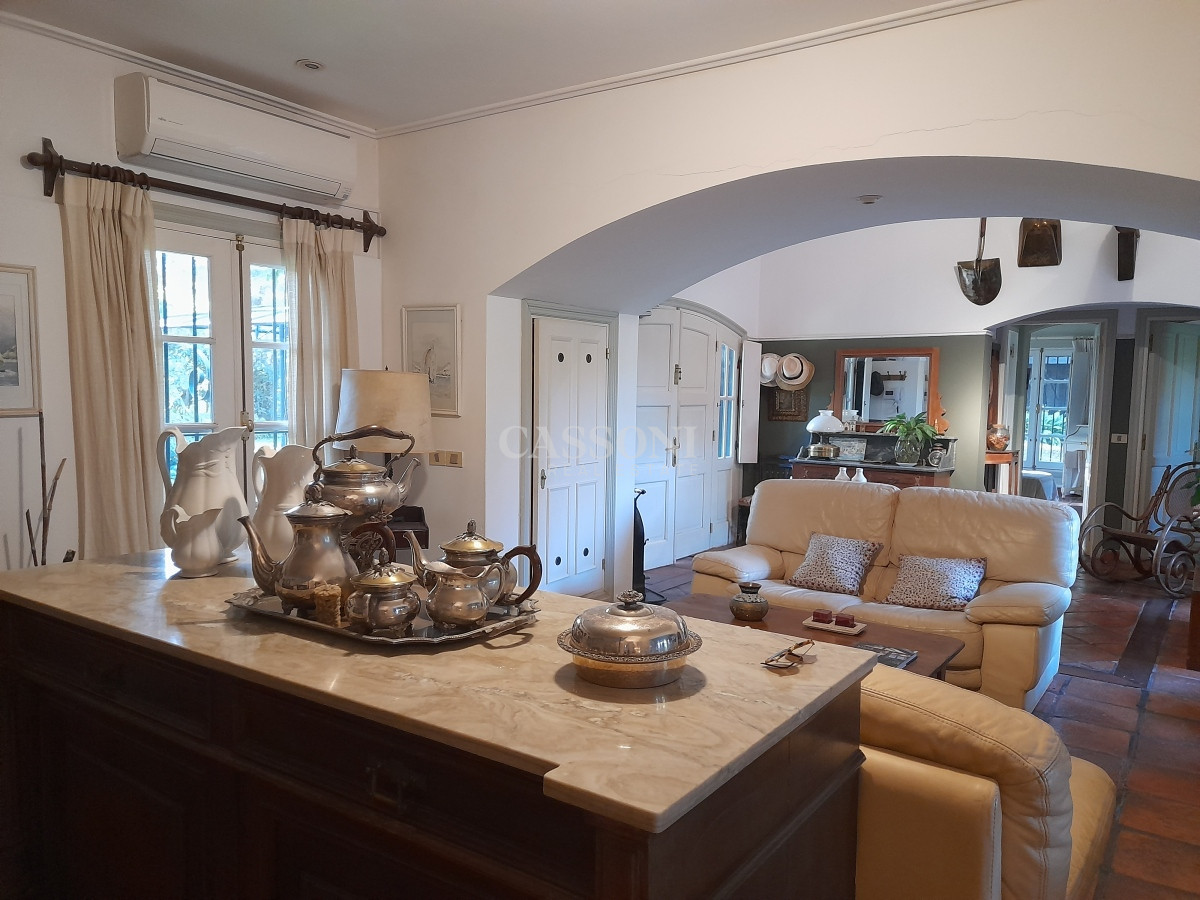 Casa ID.1261 - Casa en Mansa, Gran terreno, Piscina climatizada, Losa radiante 