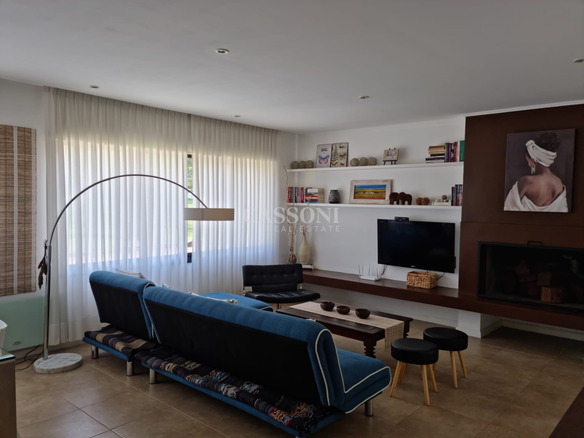 Casa ID.227 - Hermosa Casa de 2 Dormitorios 