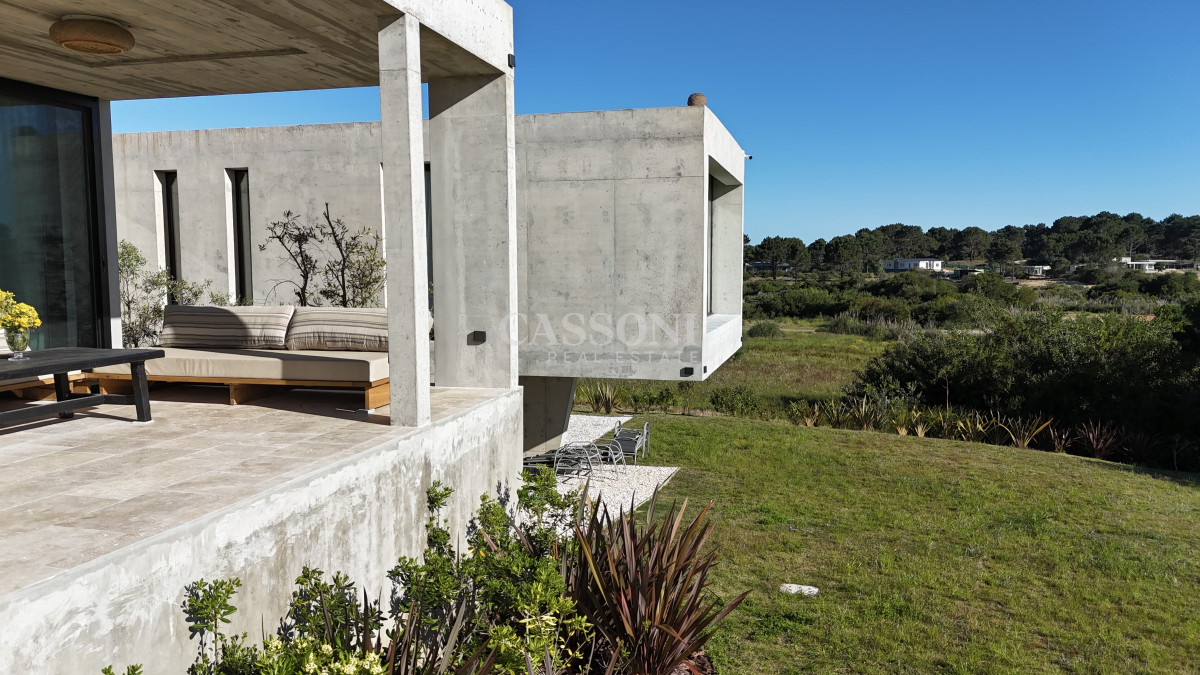 Casa ID.5131 - casa moderna en laguna escondida