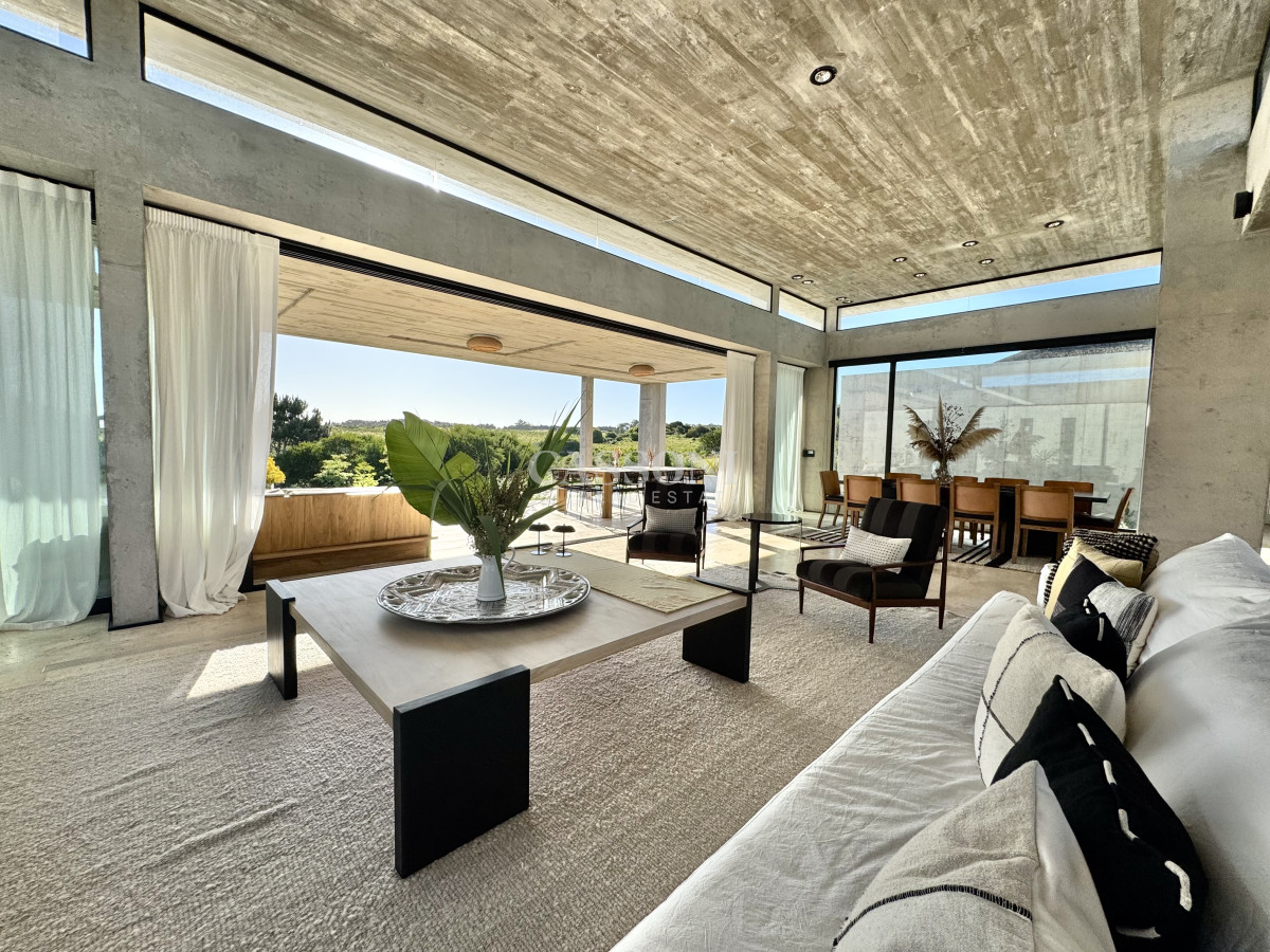 Casa ID.5131 - casa moderna en laguna escondida