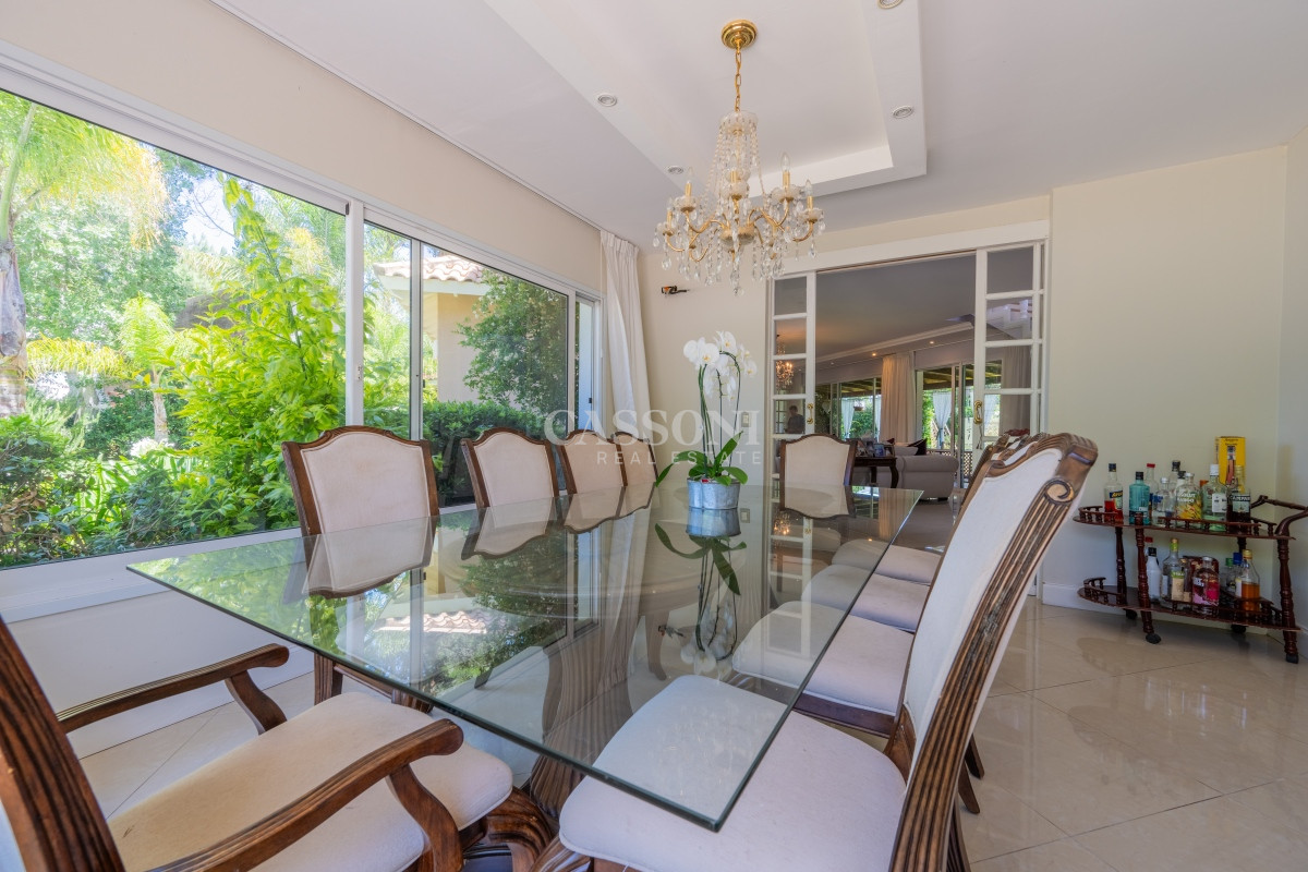 Casa ID.78 - Venta, Espectacular Residencia en Barrio Privado, La Arbolada  