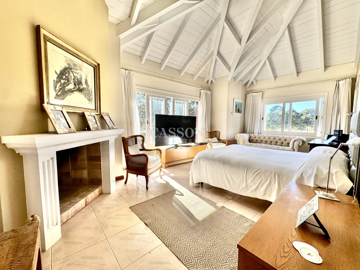 Casa ID.5010 - Residencia clásica con encanto colonial frente al golf