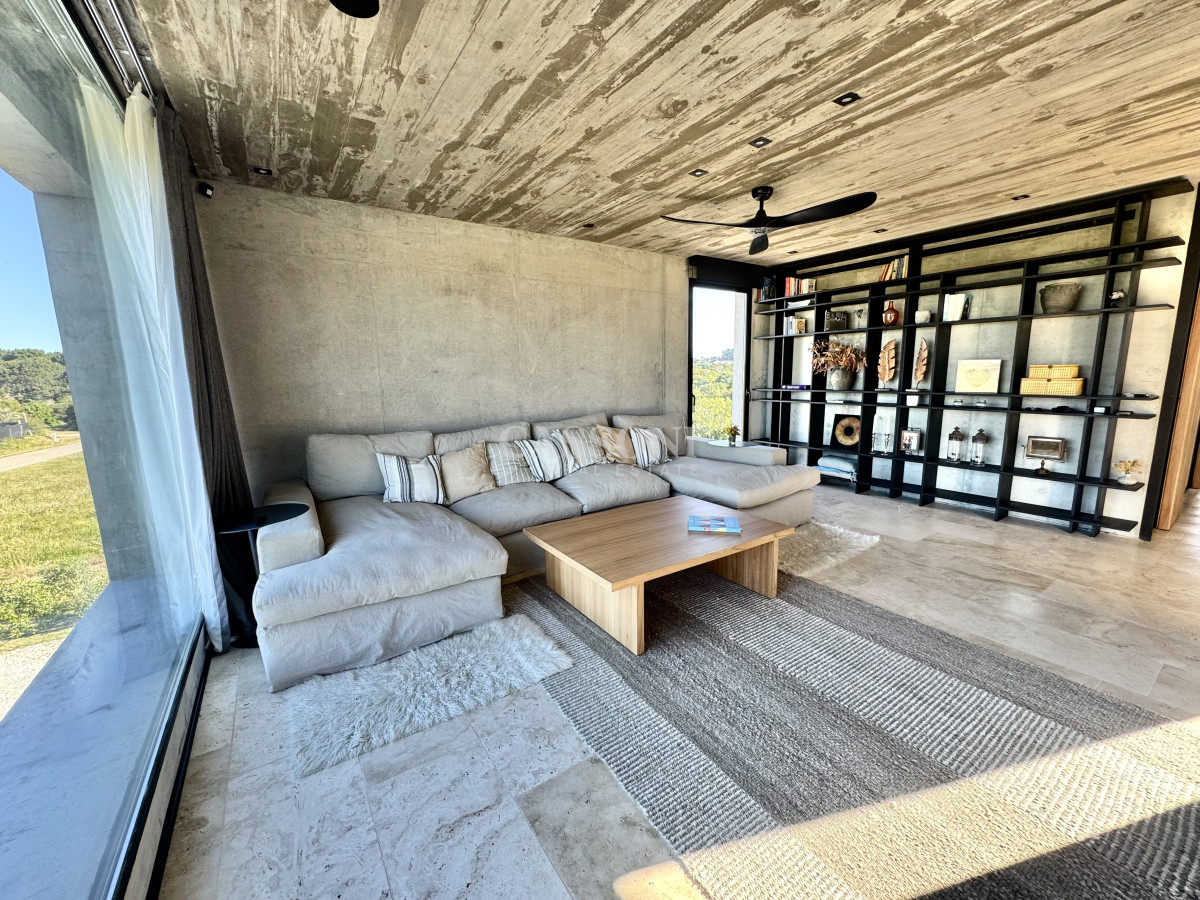 Casa ID.5131 - casa moderna en laguna escondida