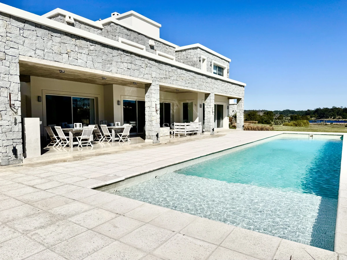 Casa ID.5028 - Casa en Laguna Estates