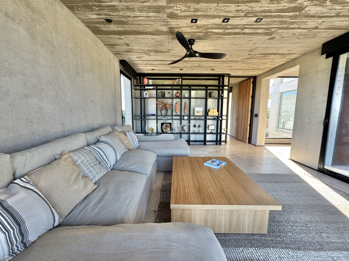 Casa ID.5131 - casa moderna en laguna escondida