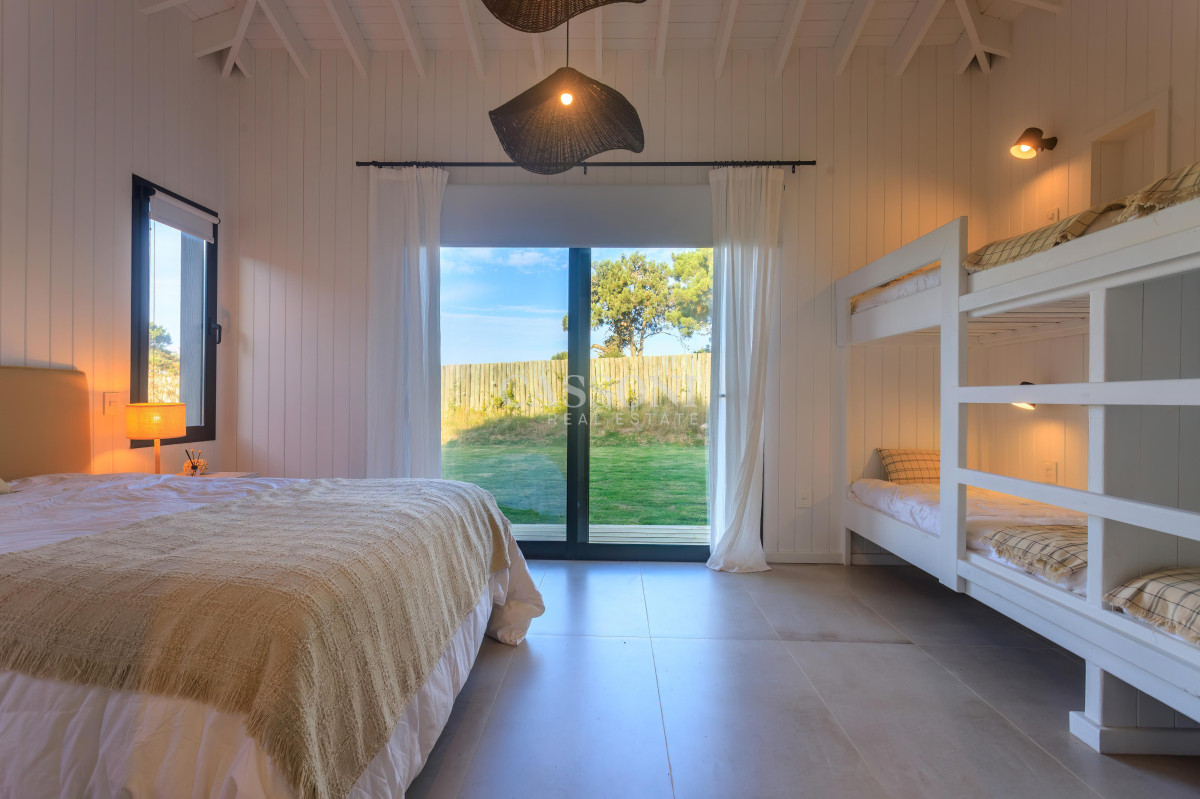 Casa ID.4884 - Casa a estrenar en Pinar del Faro – 1600 m² de naturaleza y confort