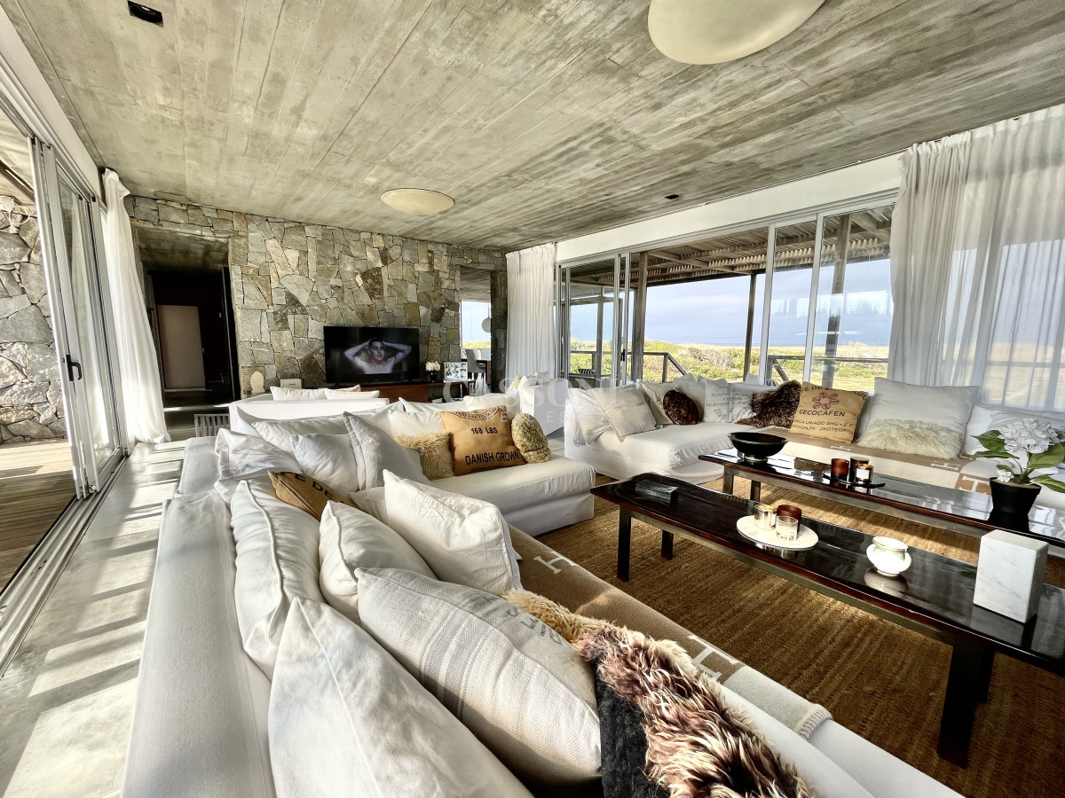 Casa ID.4934 - Casa única sobre el mar jose ignacio