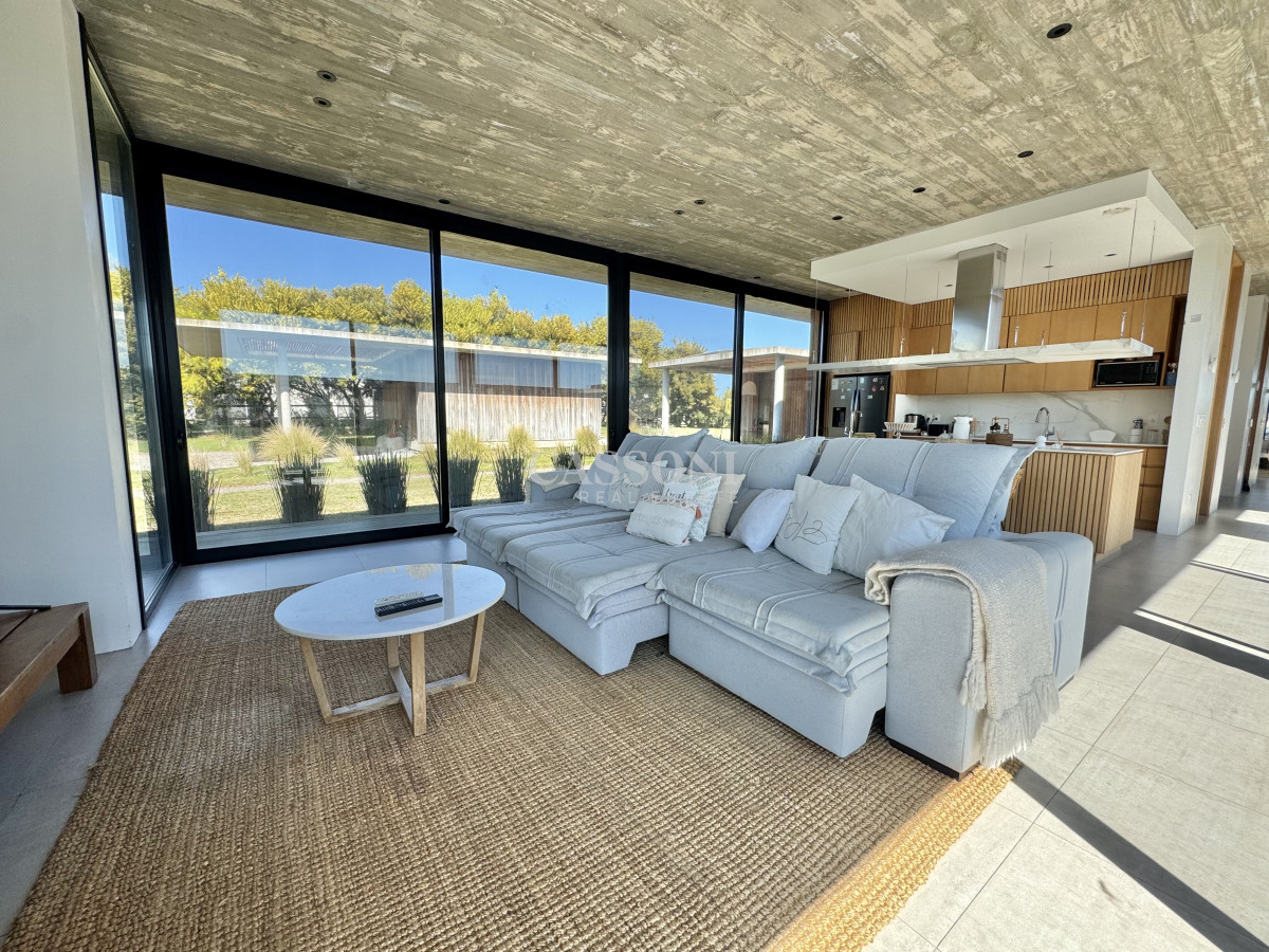 Casa ID.5033 - Casa en laguna estates