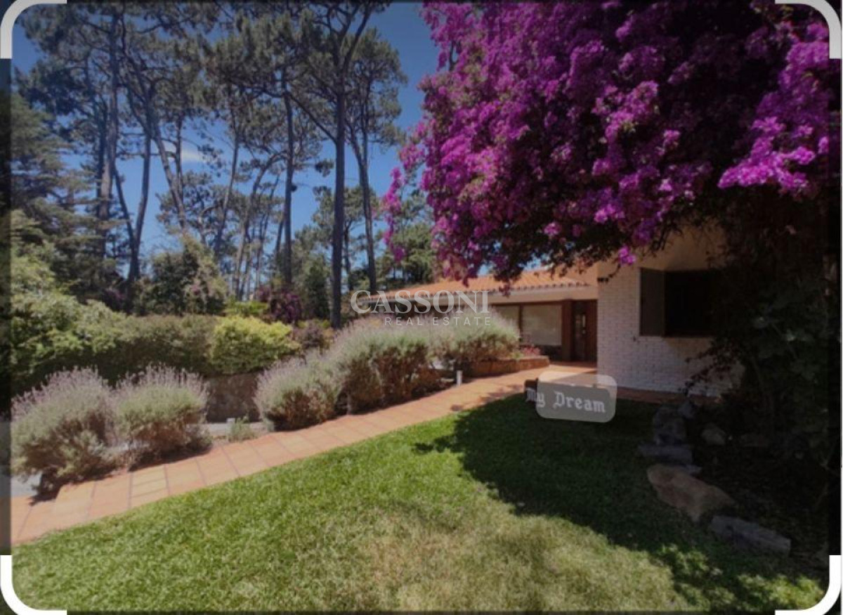 Casa ID.1260 - Casa 5 Dormitorios en Cantegril, Piscina, A metros de Playa Mansa 