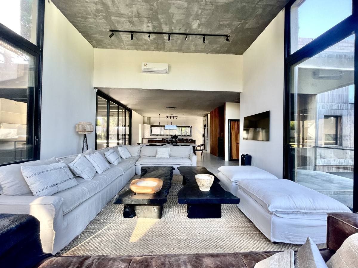 Casa ID.4908 - Refugio de diseño en Laguna Escondida: elegancia, calma y naturaleza