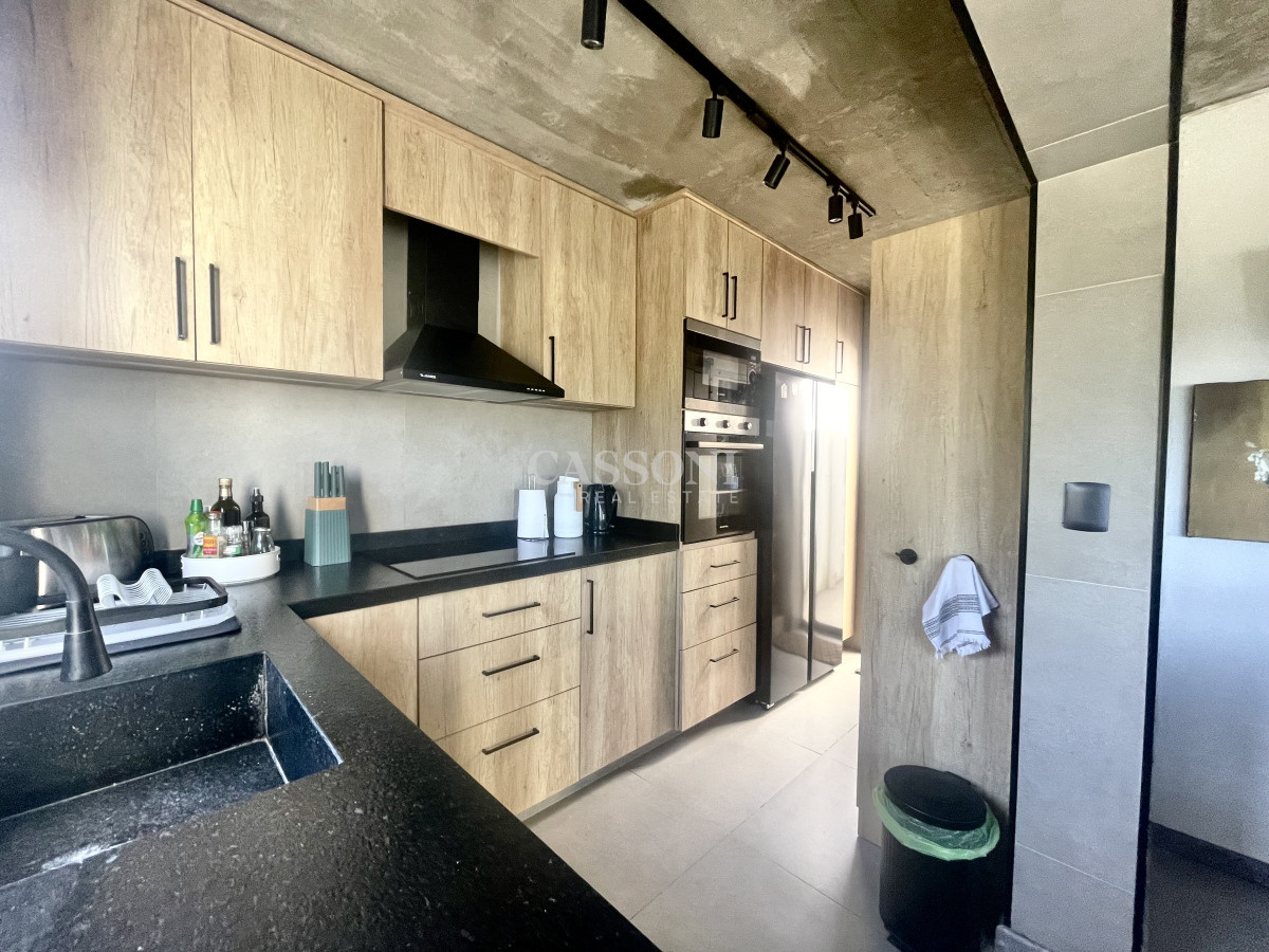 Casa ID.4995 - Alquiler  primera linea de montoya