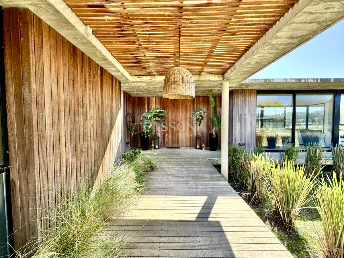 Casa ID.5033 - Casa en laguna estates