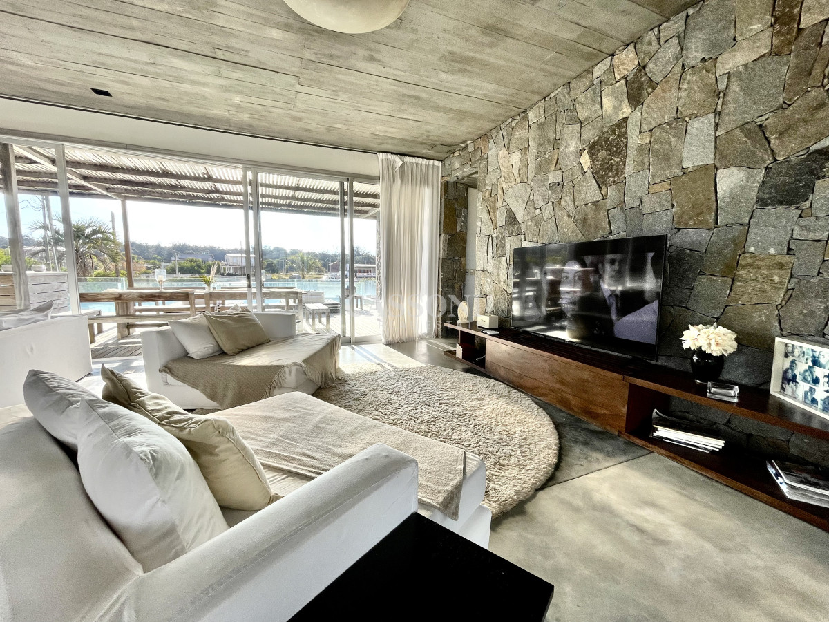 Casa ID.4934 - Casa única sobre el mar jose ignacio