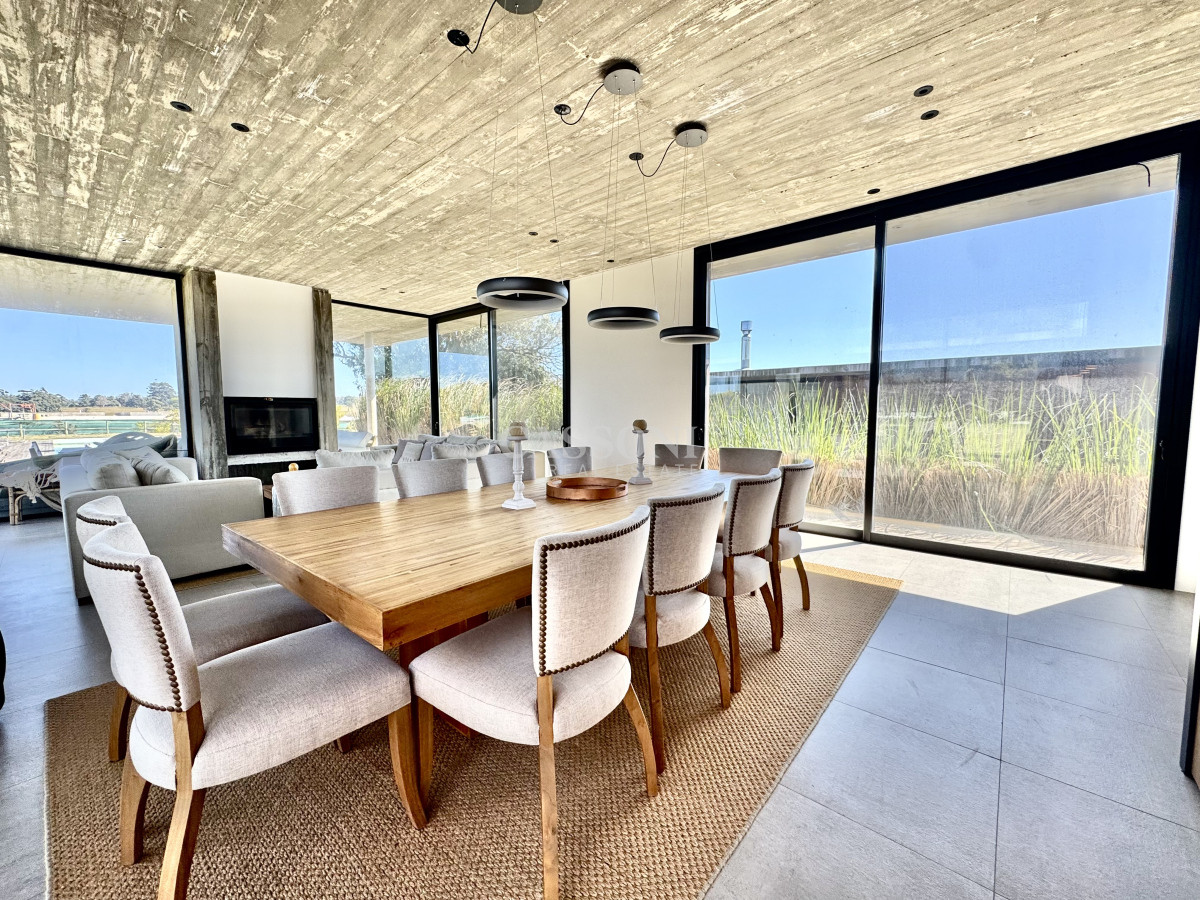 Casa ID.5033 - Casa en laguna estates