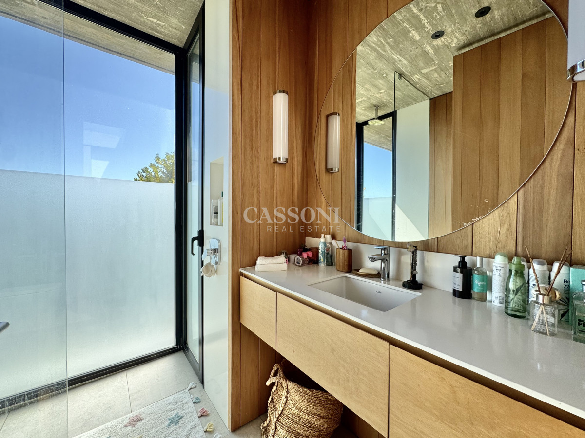 Casa ID.5033 - Casa en laguna estates