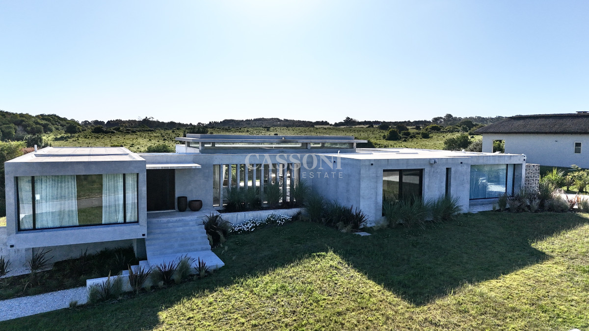 Casa ID.5131 - casa moderna en laguna escondida