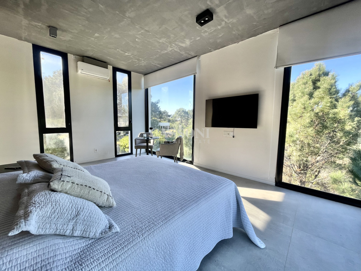 Casa ID.4908 - Refugio de diseño en Laguna Escondida: elegancia, calma y naturaleza
