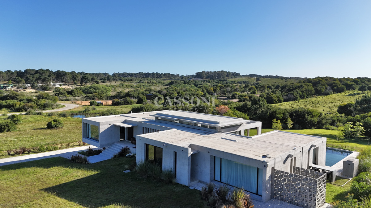 Casa ID.5131 - casa moderna en laguna escondida