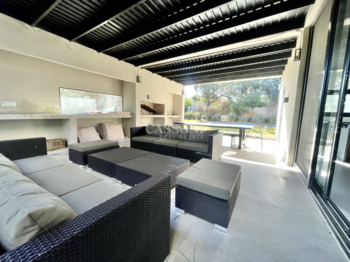 Casa ID.4908 - Refugio de diseño en Laguna Escondida: elegancia, calma y naturaleza