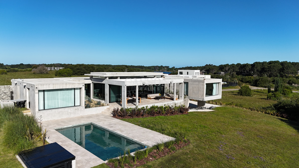 Casa ID.5131 - casa moderna en laguna escondida