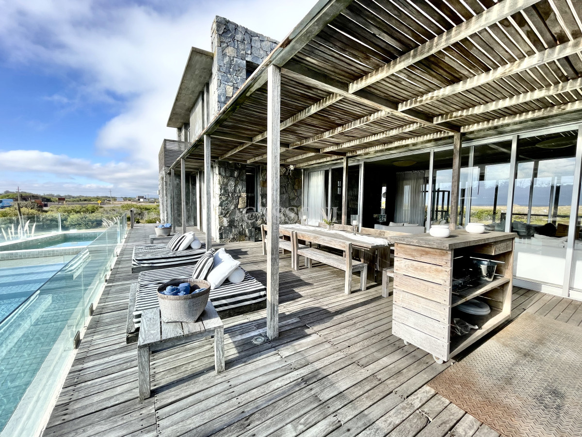 Casa ID.4934 - Casa única sobre el mar jose ignacio