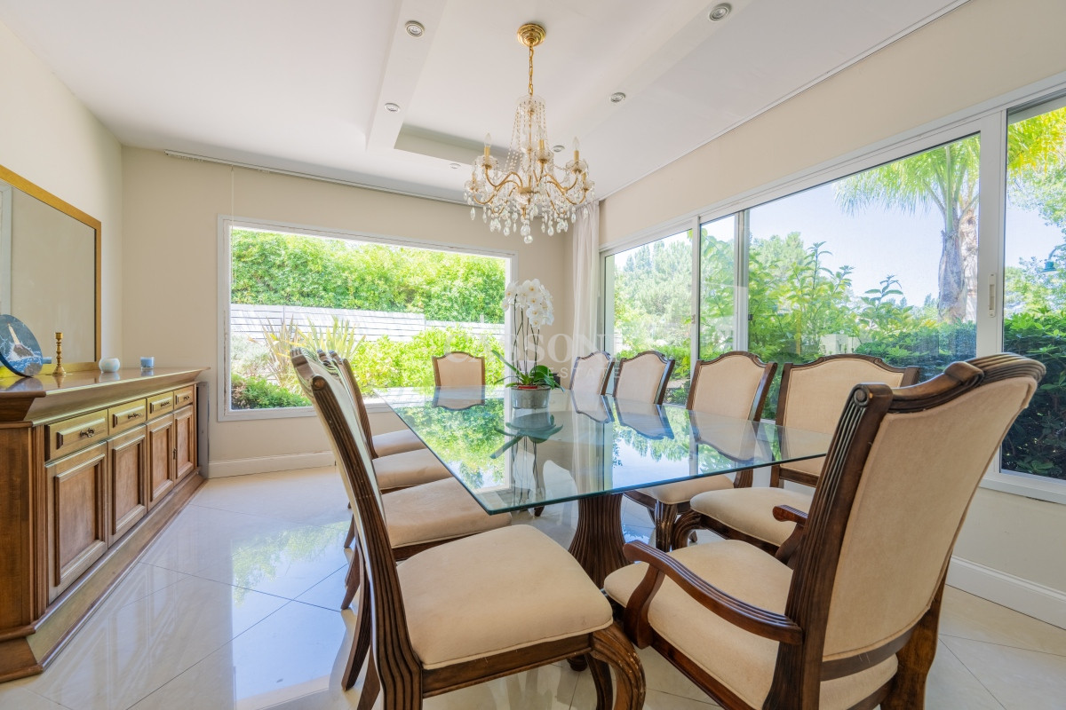 Casa ID.78 - Venta, Espectacular Residencia en Barrio Privado, La Arbolada  