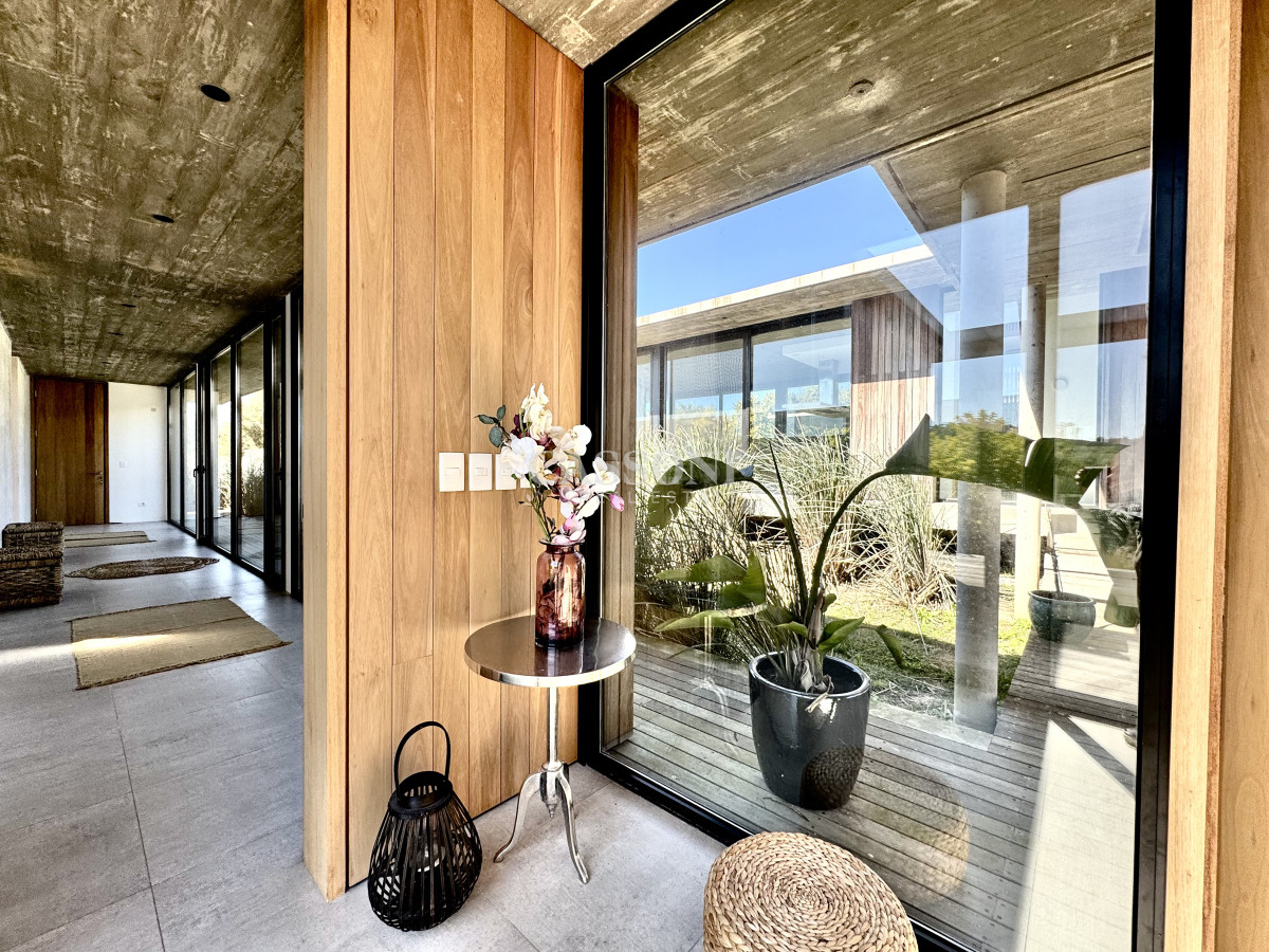 Casa ID.5033 - Casa en laguna estates