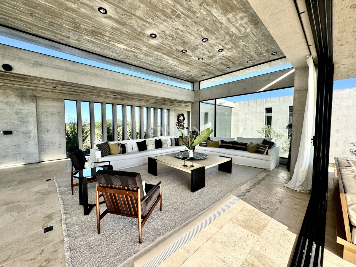 Casa ID.5131 - casa moderna en laguna escondida