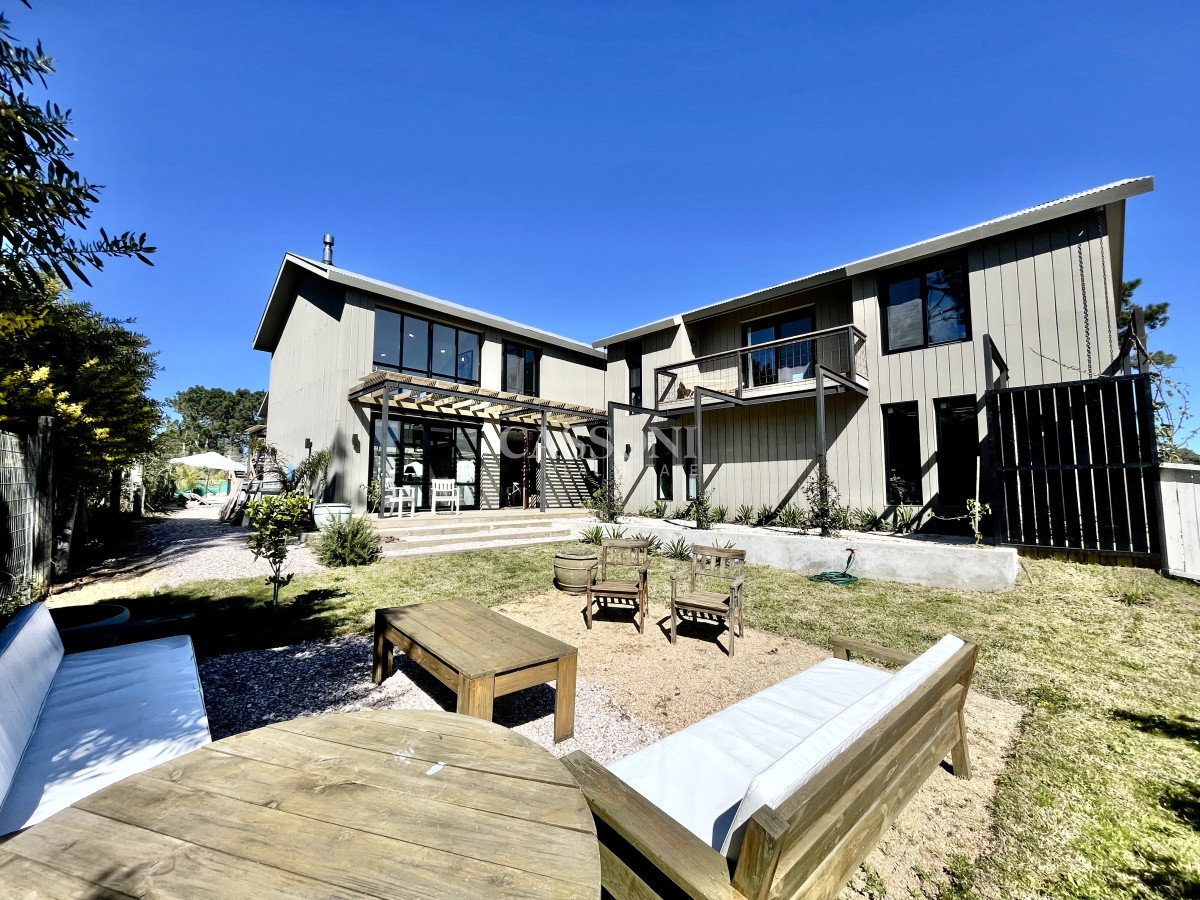 Casa ID.4882 - Casa de estreno en Pinar del Faro