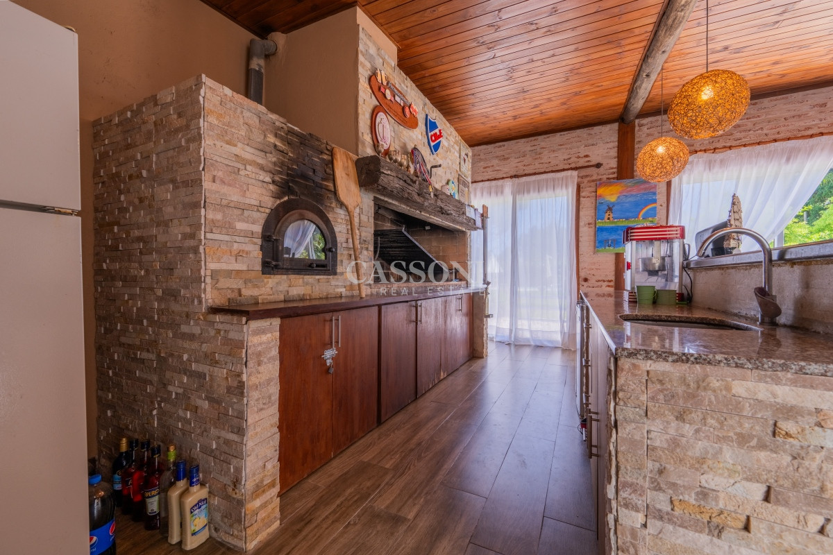 Casa ID.78 - Venta, Espectacular Residencia en Barrio Privado, La Arbolada  