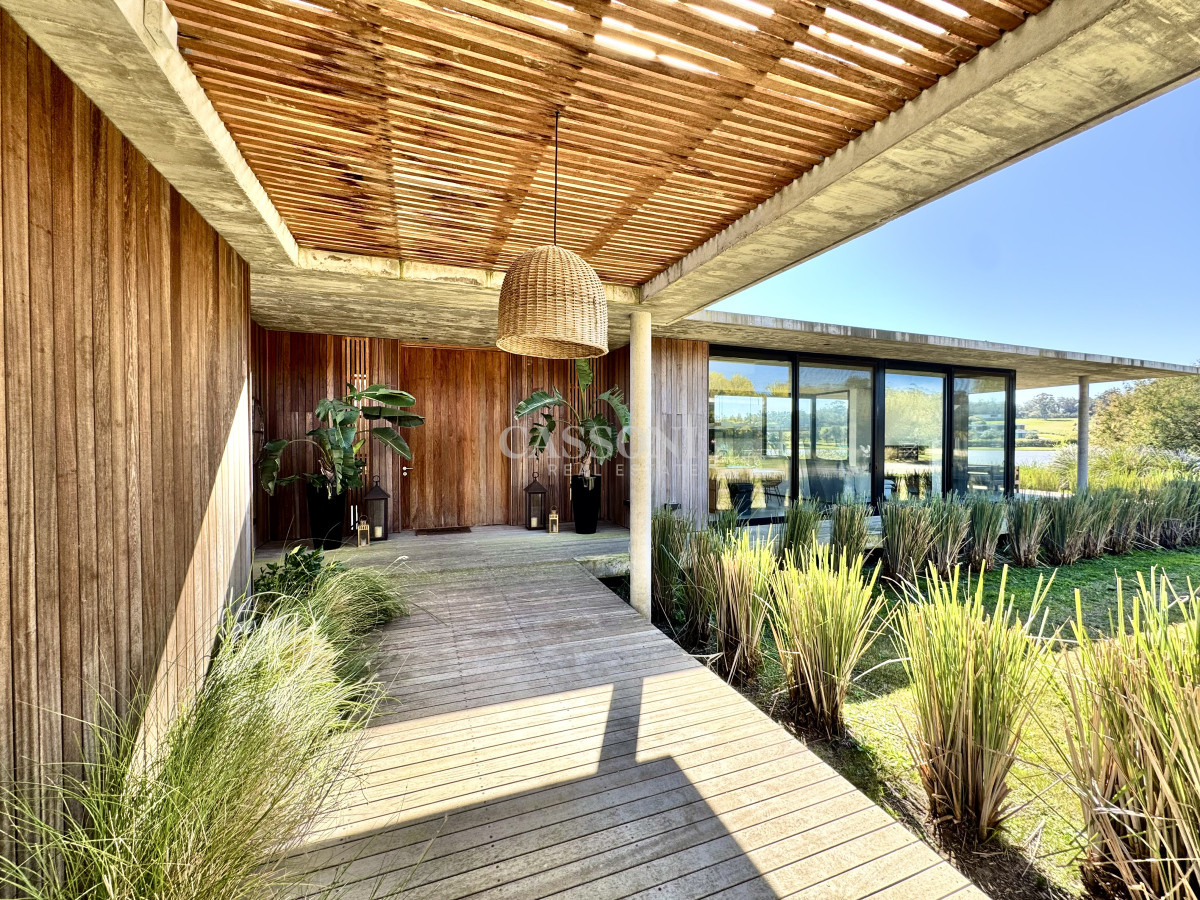 Casa ID.5033 - Casa en laguna estates