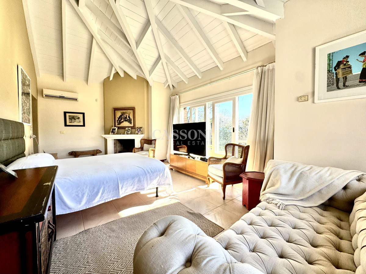 Casa ID.5010 - Residencia clásica con encanto colonial frente al golf