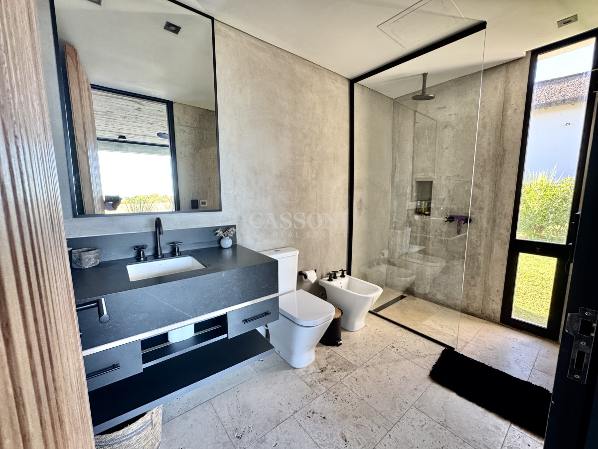 Casa ID.5131 - casa moderna en laguna escondida