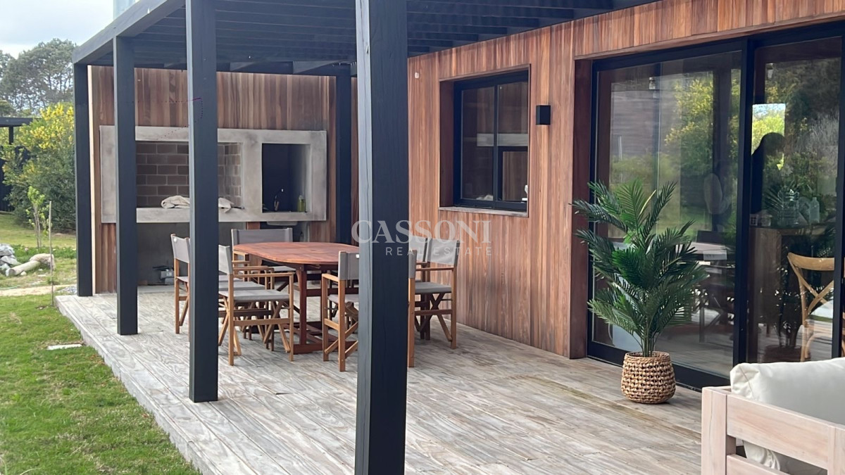 Casa ID.4888 - LAGUNA ESCONDIDA – Arquitectura, diseño y naturaleza en perfecta armonía