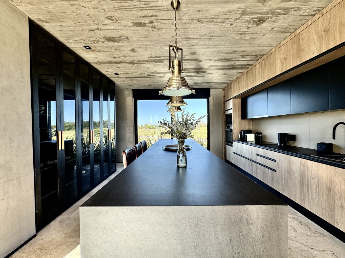 Casa ID.5131 - casa moderna en laguna escondida