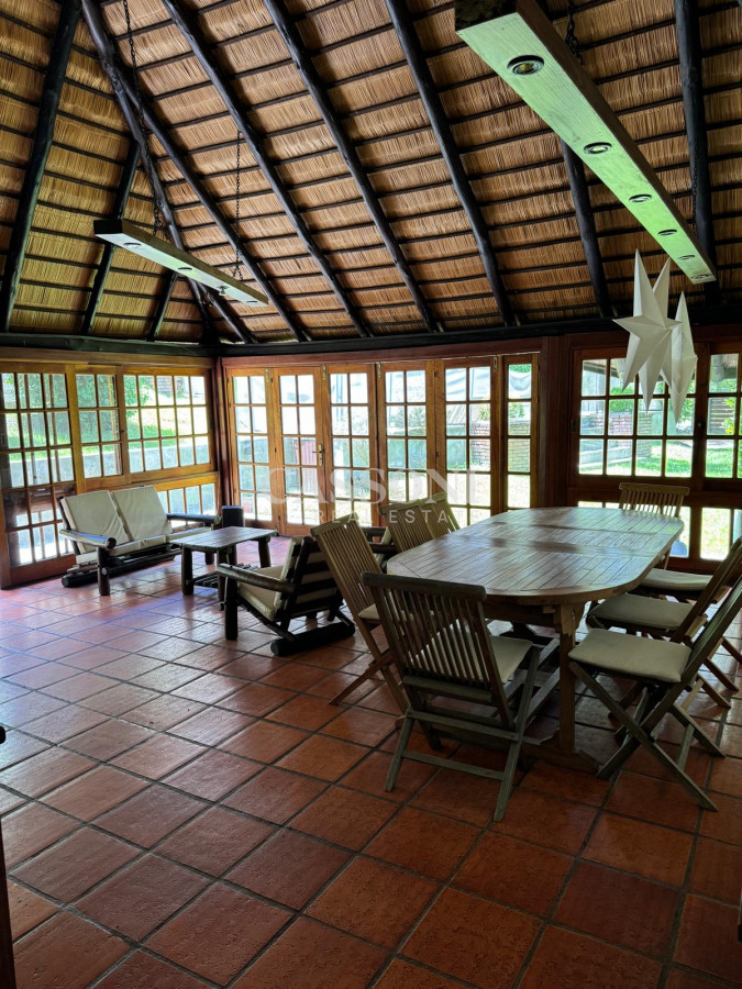 Casa ID.2430 - EN ALQUILER Y VENTA!  CASA DE 3 DORMITORIOS, BARRIO PINARES